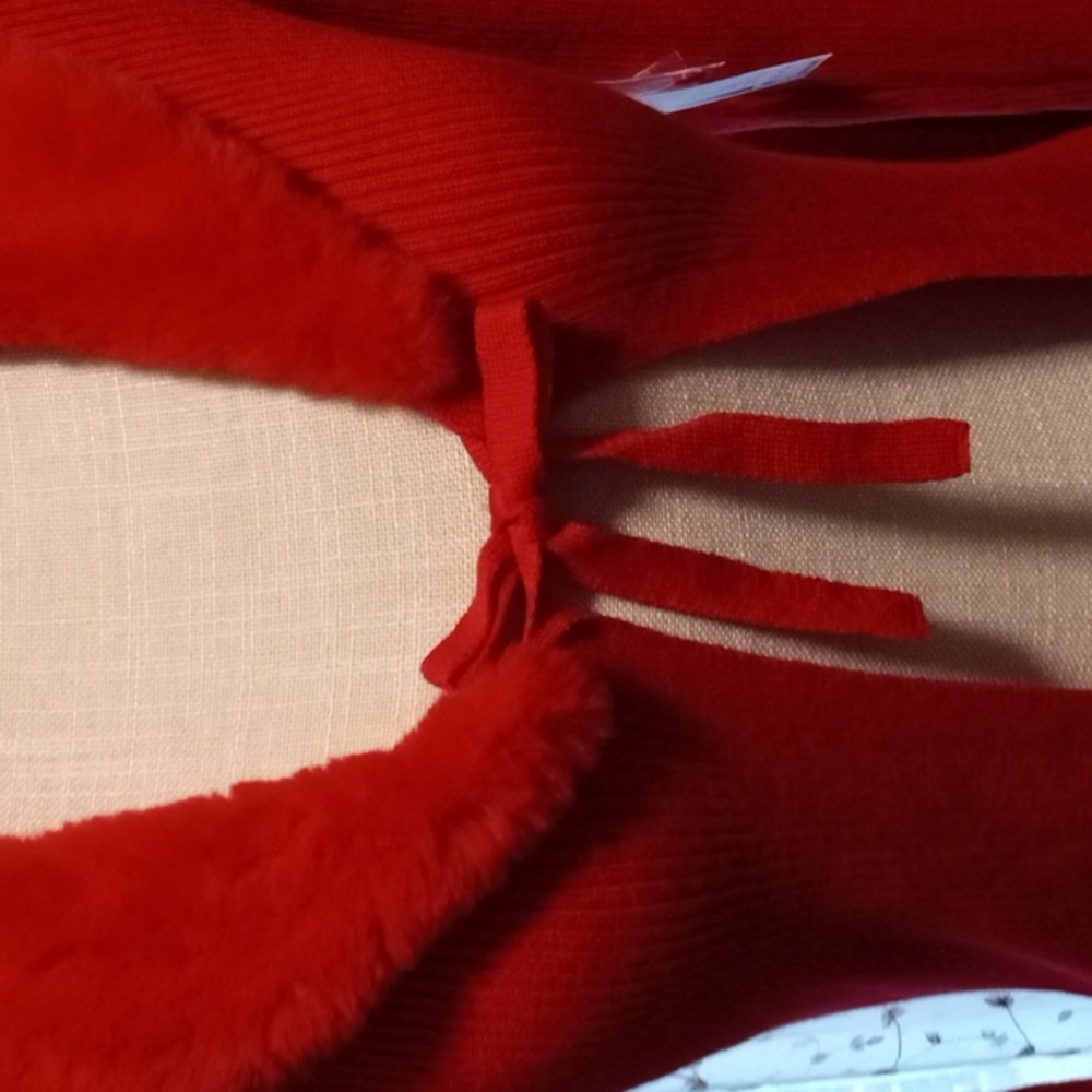 🎀Red Faux Fur Open Tie Front Cardigan NWT - Picture 5 of 8